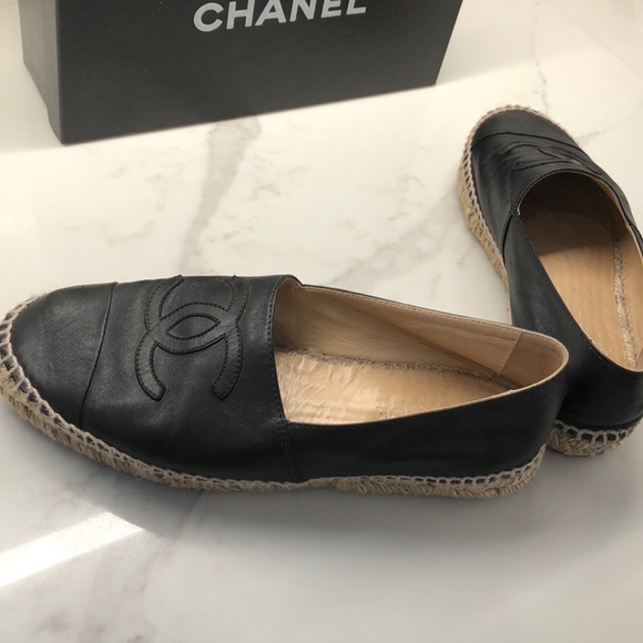 Chanel Espadrilles CC Black Lambskin. Size 40 - Picture 8 of 14